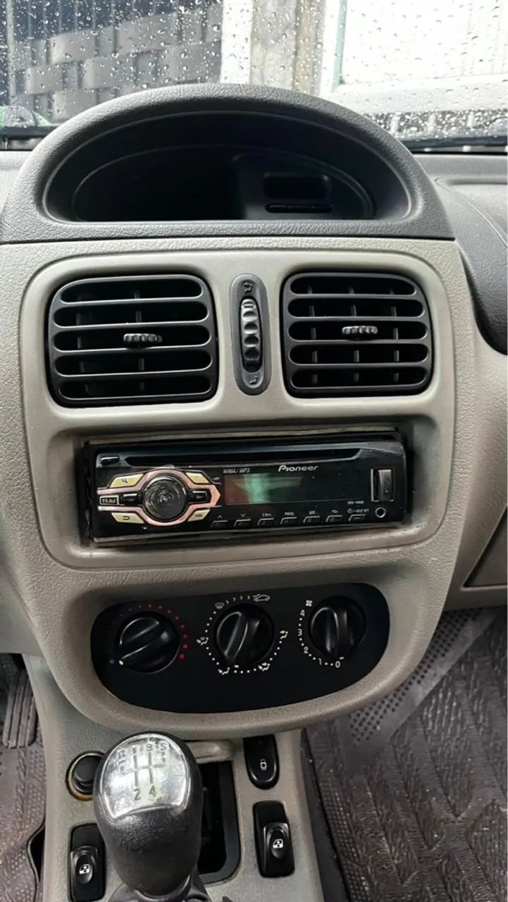Clio 1.6 16V quem procura máquina  - Foto 4