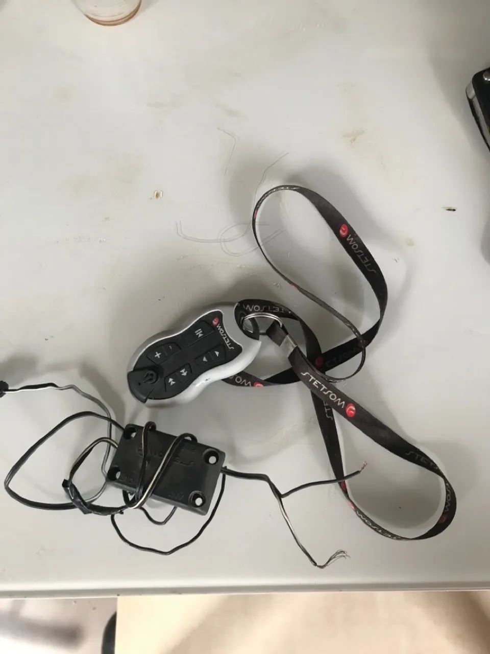 Vende esse controle longa distância  - Foto 2