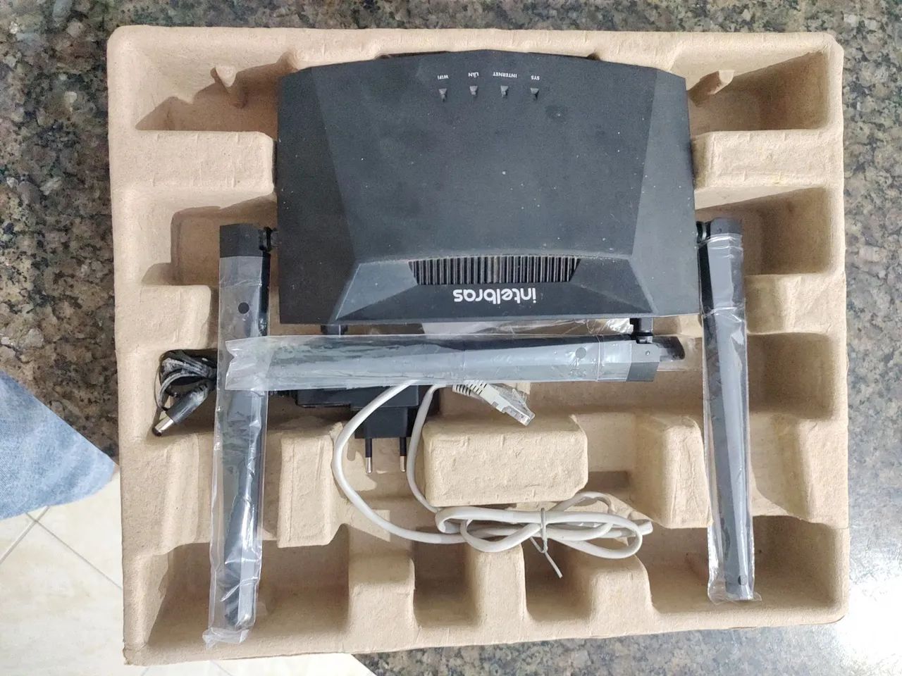 Roteador Intelbras Action RG 1200