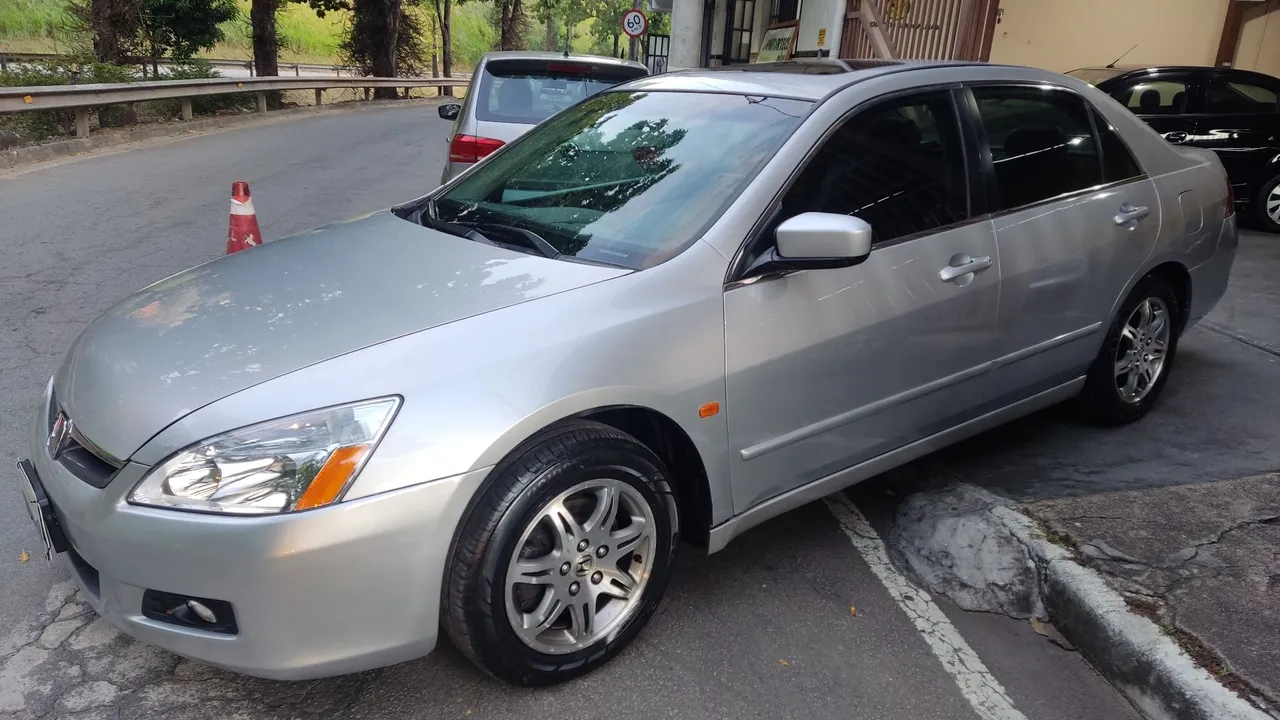 Honda acoord 3.0 V6 (Teto solar)