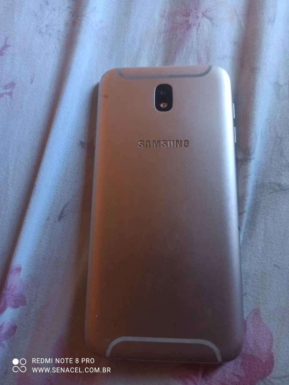 Celular Samsung J7 PRO todo bom