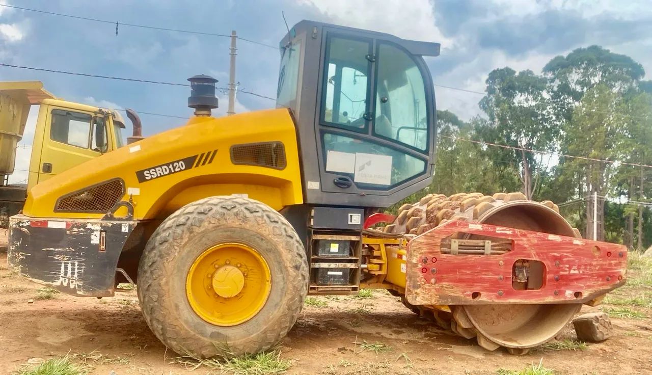 ROLO COMPACTADOR SANY SSRD120 - ANO 2014 - Foto 2