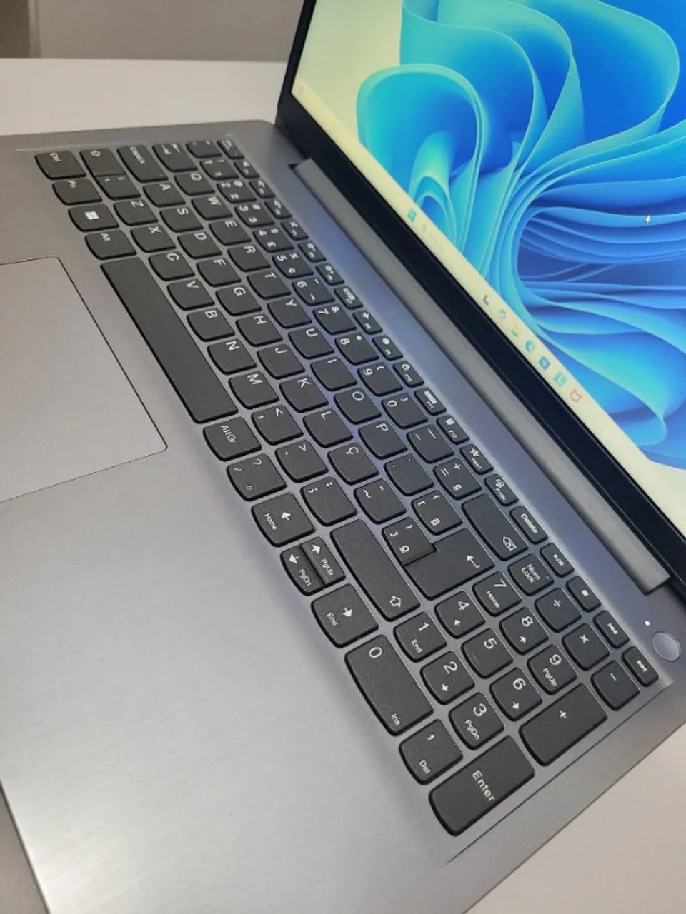 Notebook Lenovo Core i3-1115G4 4GB 256GB SSD Tela 15.6 - Foto 4