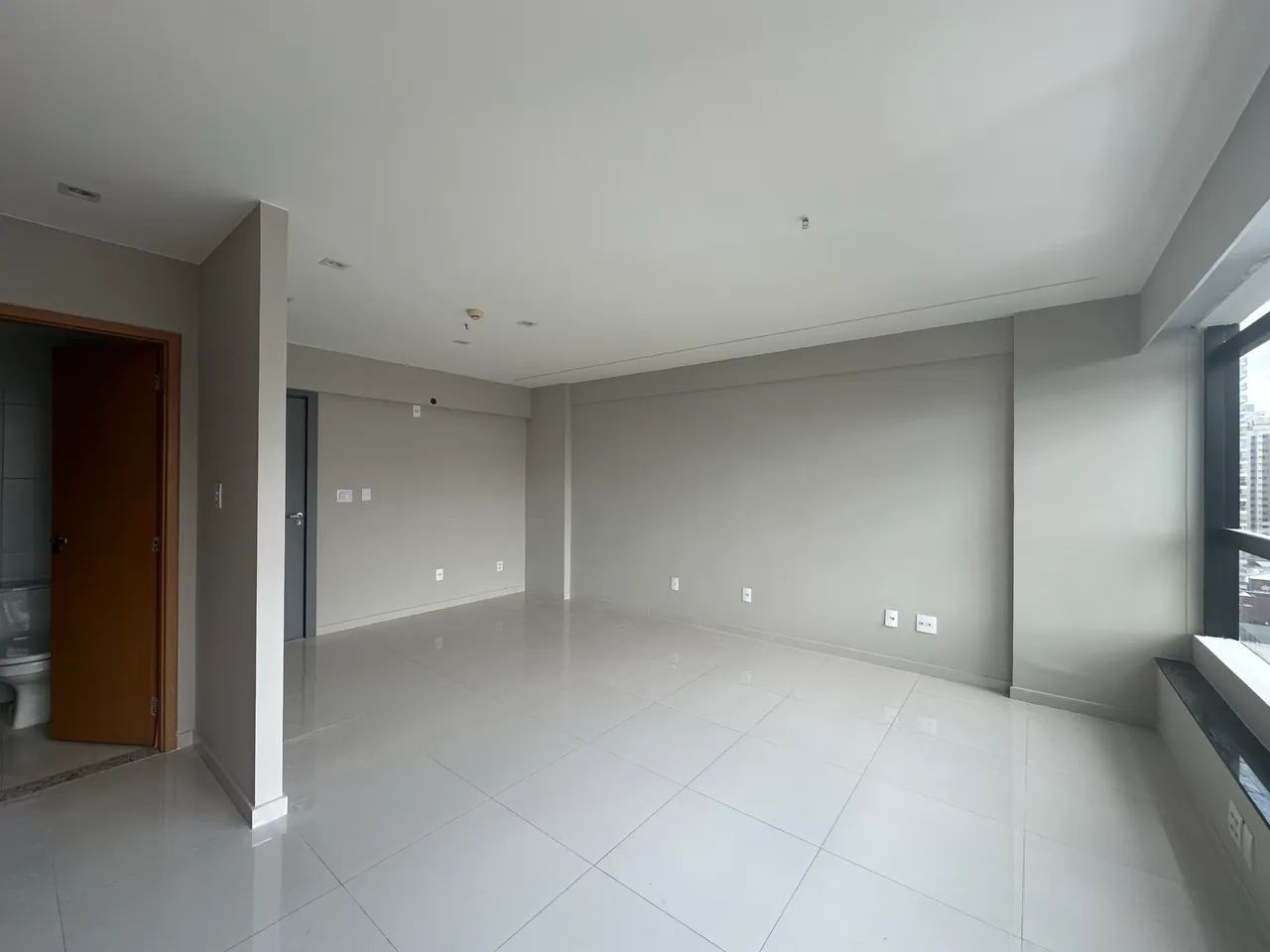 Alugo duas salas comerciais. - Foto 2