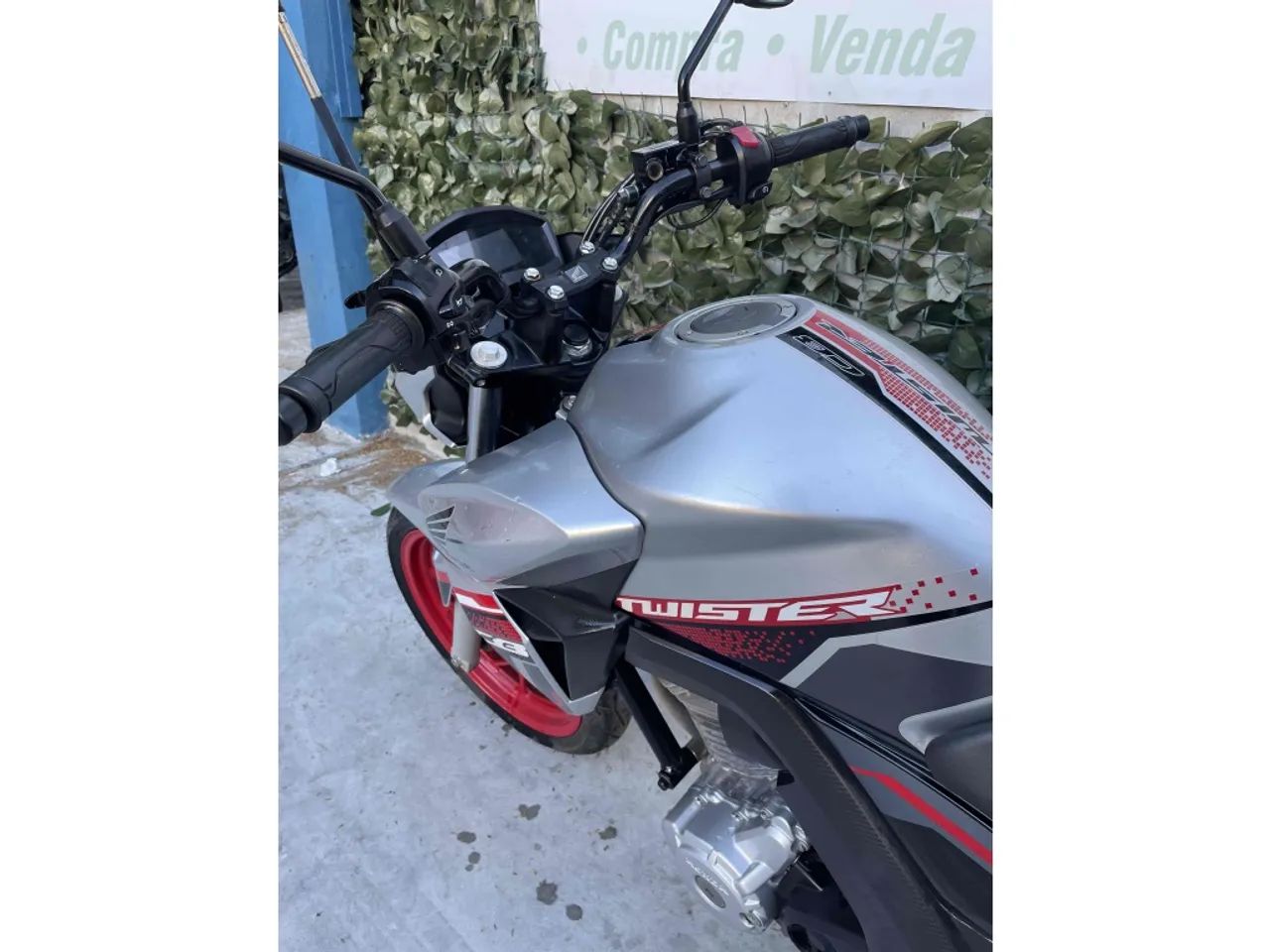 Honda Cb 250 twister 2021 - Foto 11