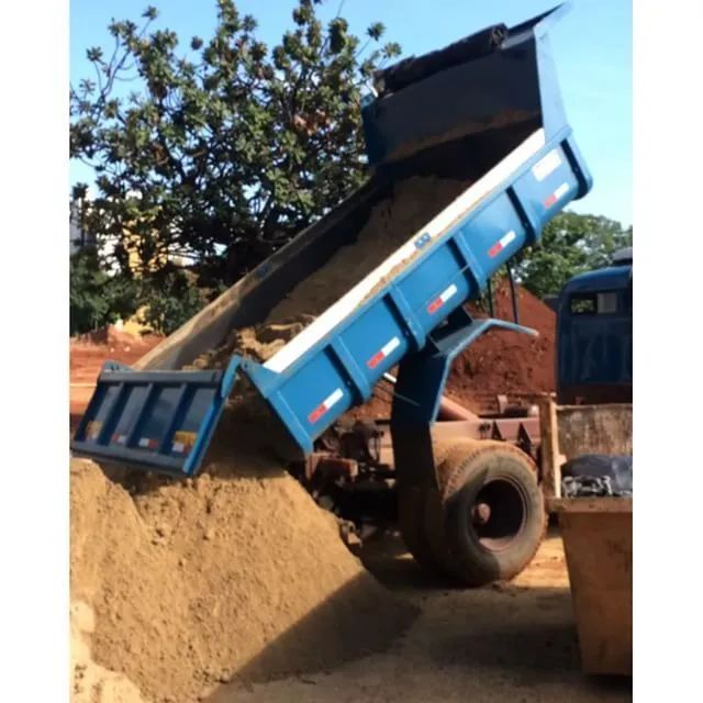 Fazemos limpeza de terreno e demoliçao de casa etc, venda de areia, brita e entulho - Foto 6
