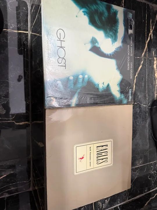 Lds do ghost e do Eagles