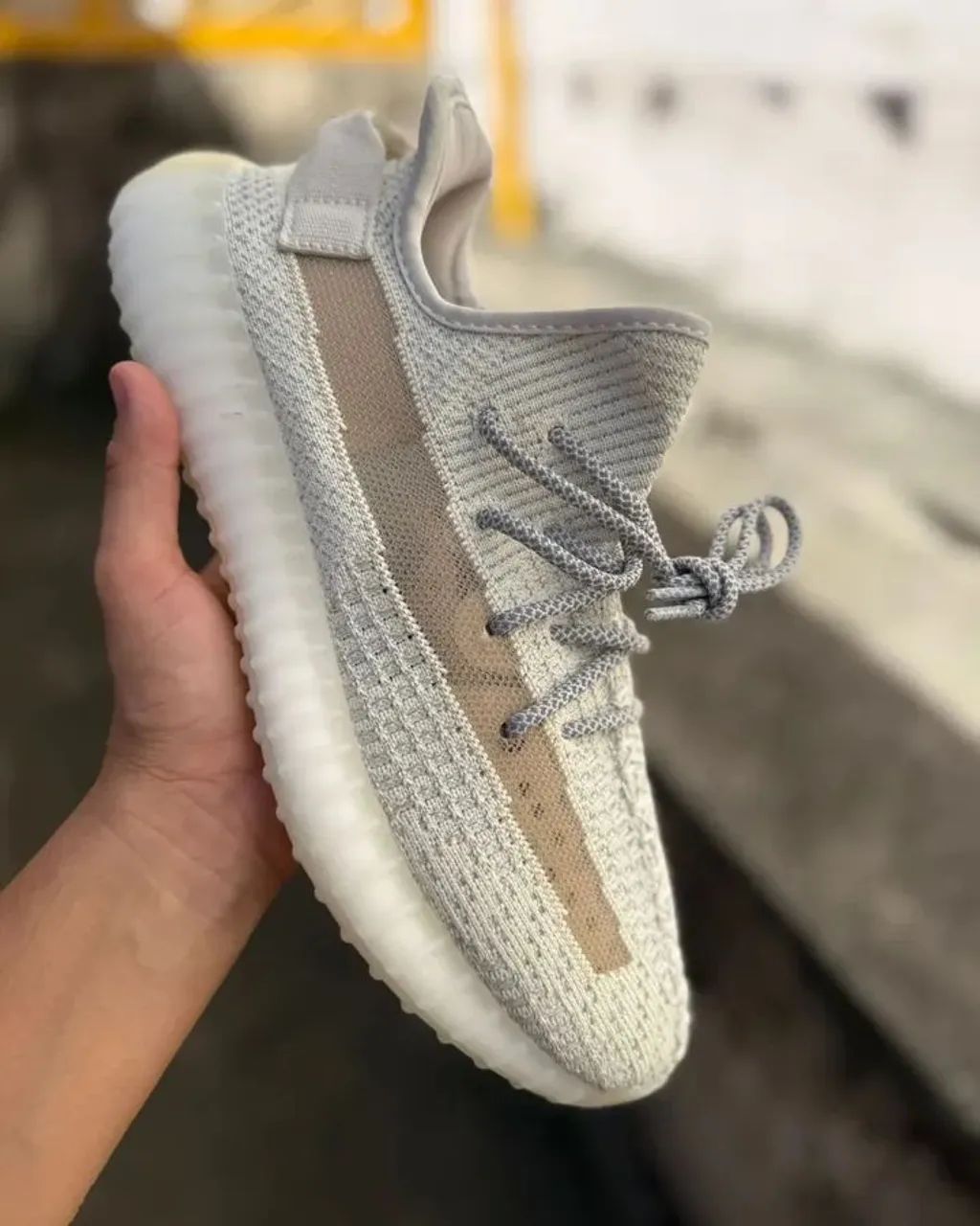 Adidas Yeezy Boost 350 V2 Calçados Ernesto Geisel, João Pessoa