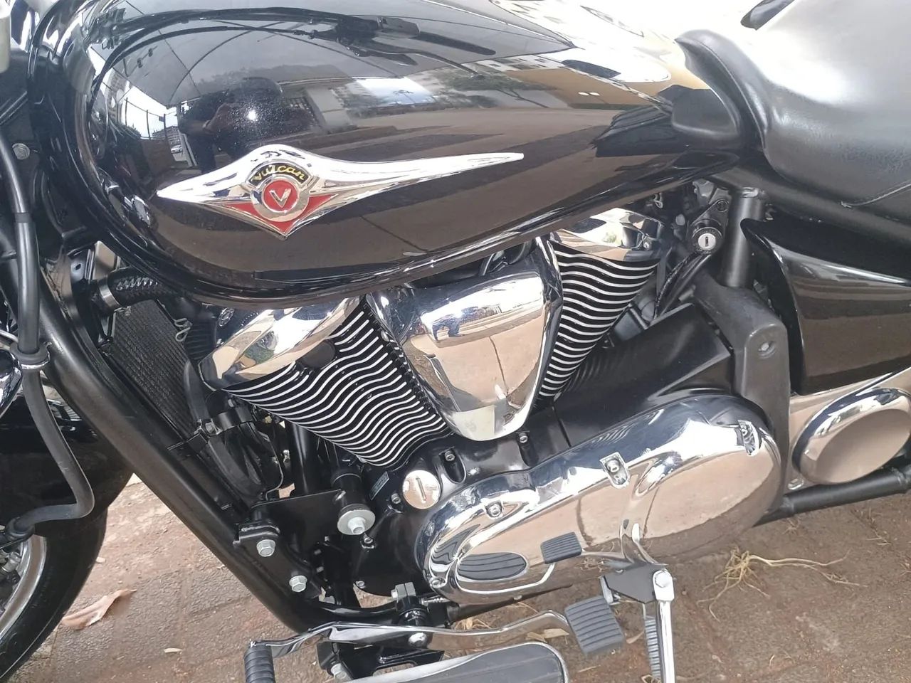 Kawasaki Vulcan 900 Custom - Foto 5