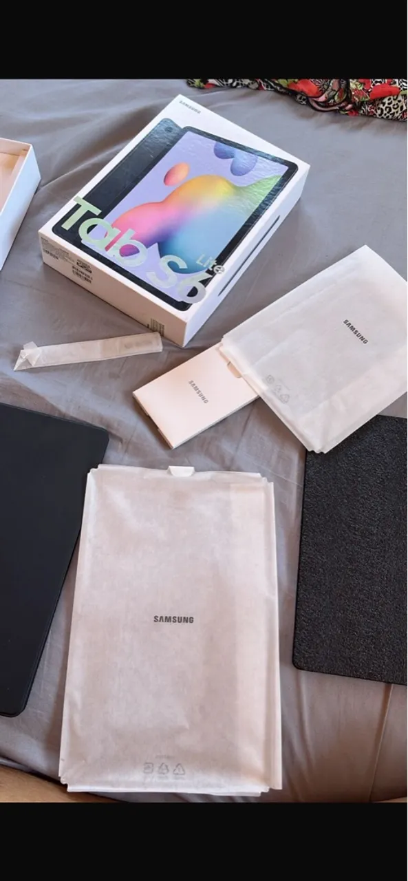 Tablet Samsung Tab S6 Lite -na Caixa