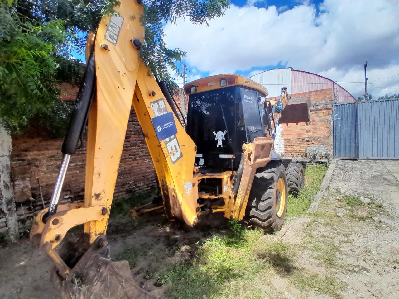 Retroescavadeira JCB 2012 - Foto 4