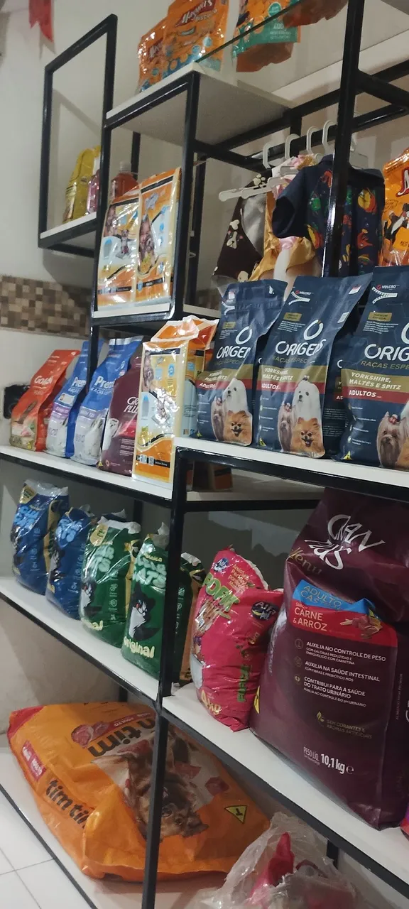 Prateleira de aço para pet shop