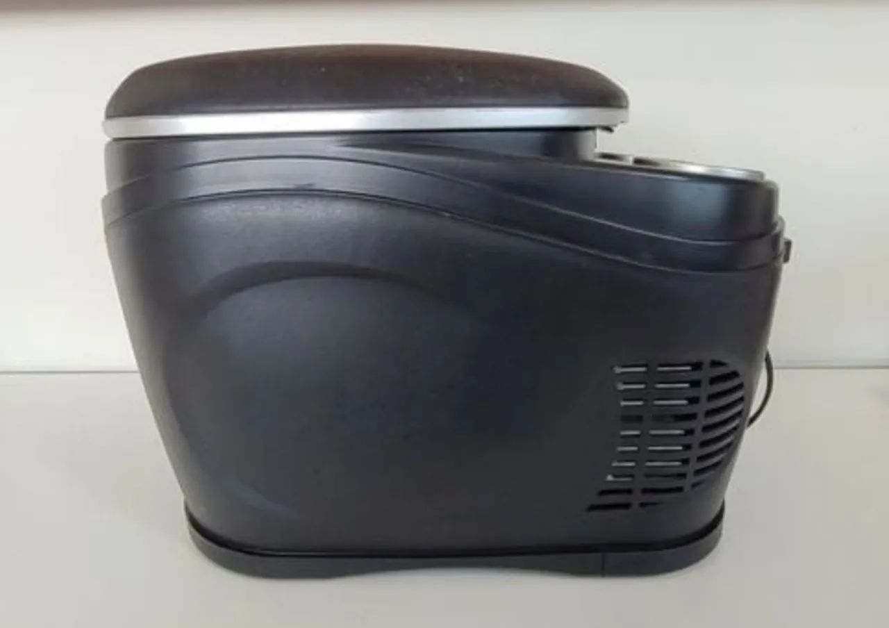 Cooler mini geladeira para veículo Black & Decker  - Foto 4