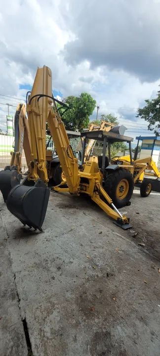 Retroescavadeira Massey Fergusson 1992 - Foto 3