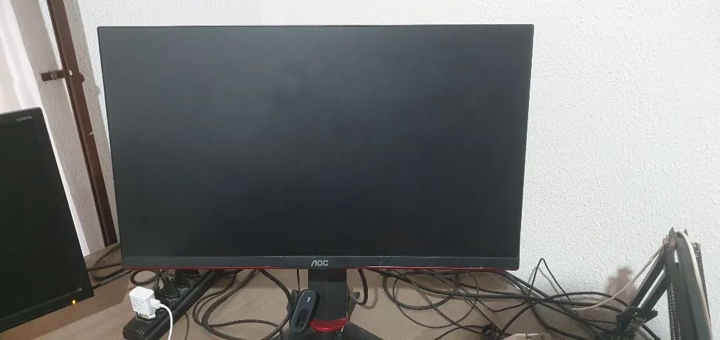 Vendo Monitor Aoc 144 hertz zerado sem defeito nenhim e pouco usado