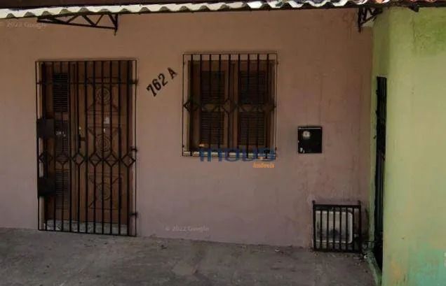 Casa com 2 dormitórios para alugar, 65 m² por R$ 800,00/mês - Conjunto Esperança - Fortale