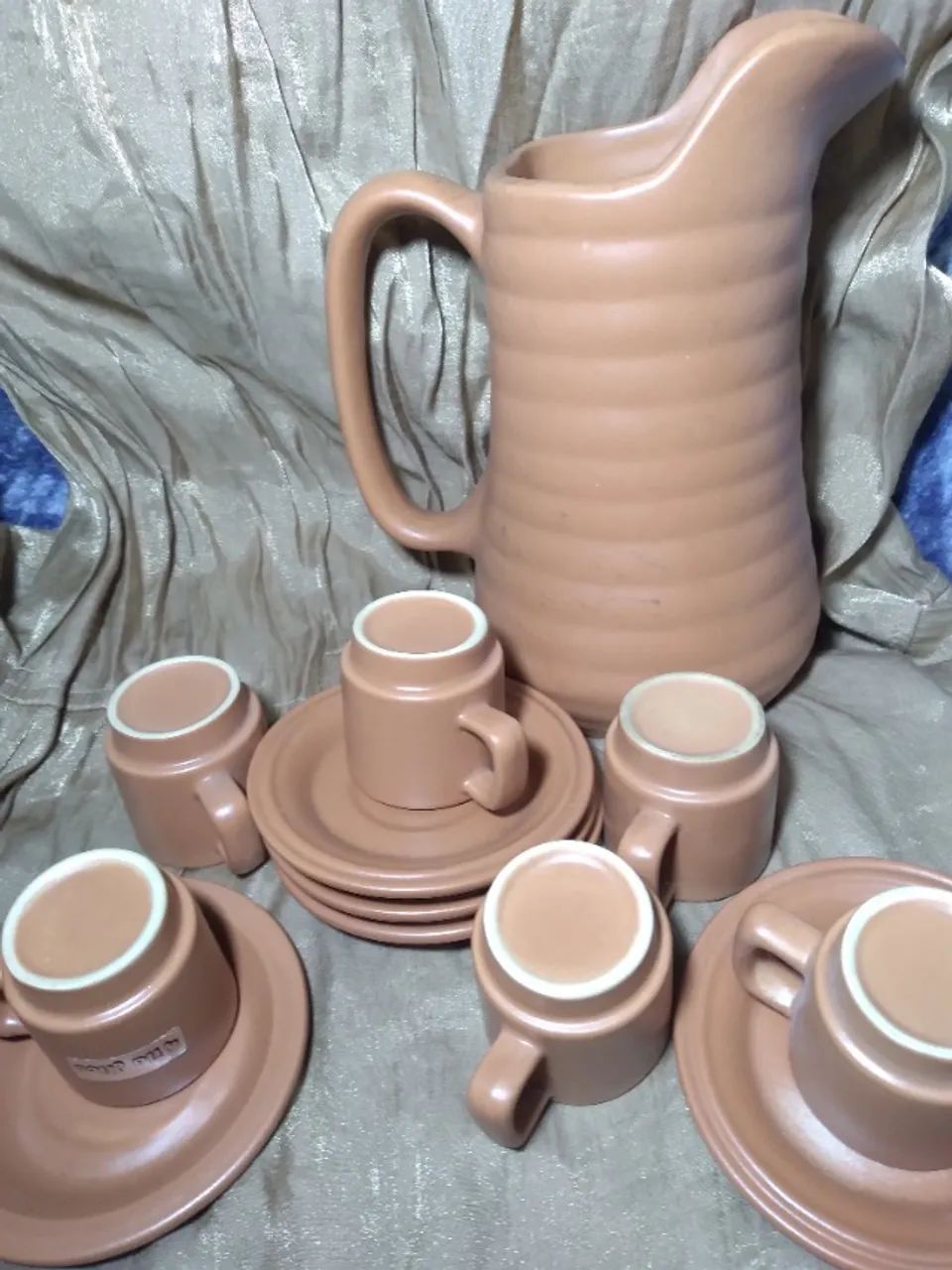 Conjunto   de xícaras  e jarra  - Foto 4