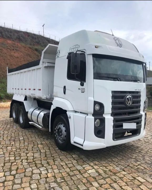 vw 19320 6x2 2011  caçamba