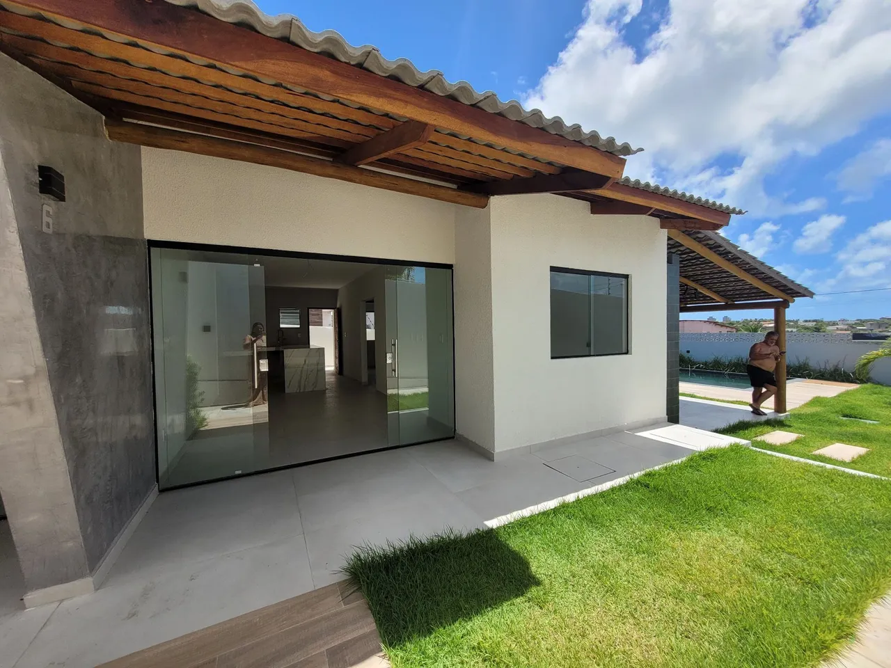 Casa em condomínio fechado na praia de Tabatinga I, Jacumã-Conde-PB