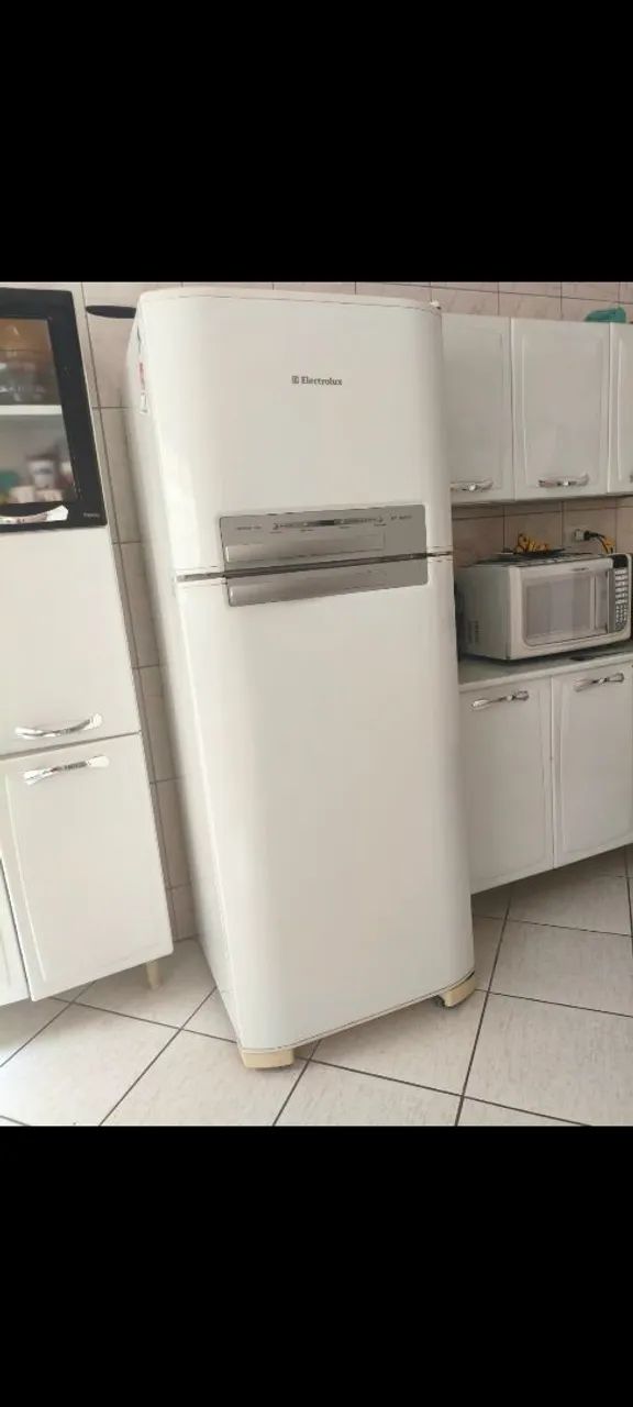 Geladeira 420 eletrolux
