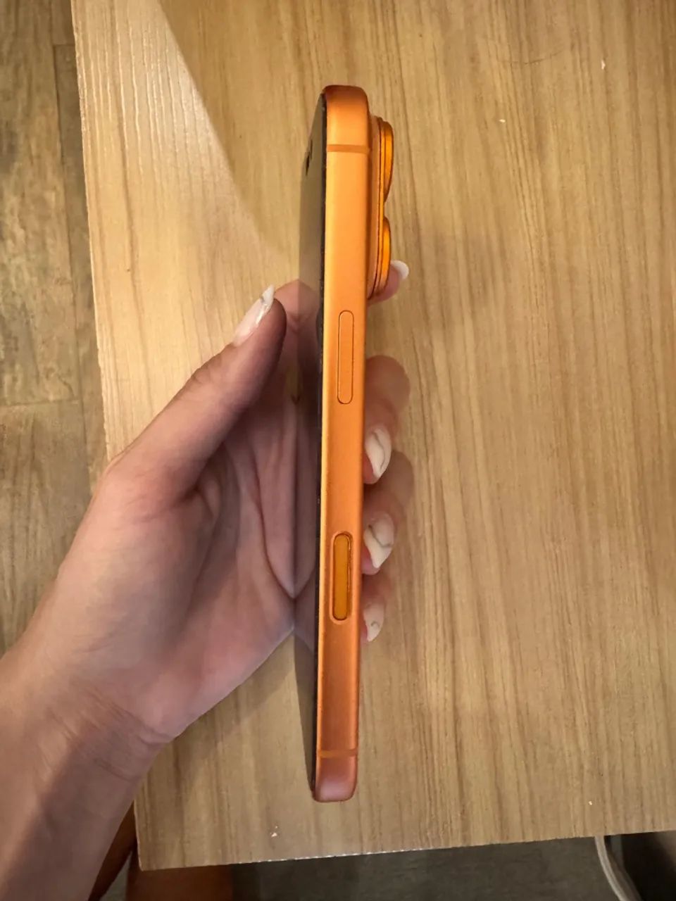 iPhone 17 pro laranja  - Foto 4