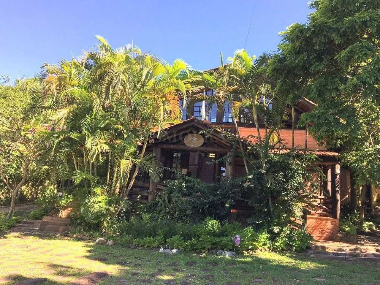 Linda Pousada com 37 quartos na praia brava, Florianópolis, SC. - Foto 3