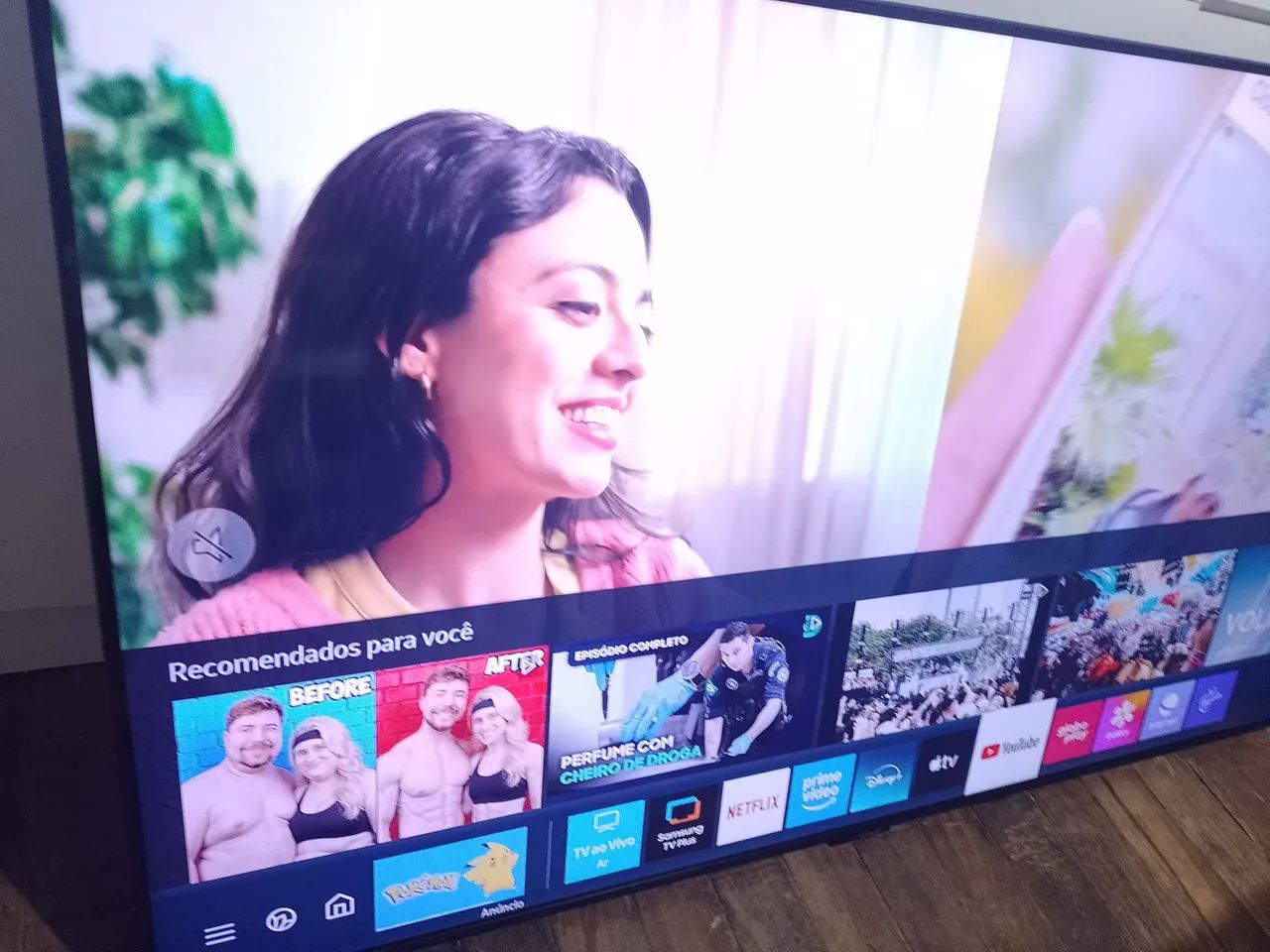 TV SAMSUNG SMART 4K 50 POLEGADAS tem microlistrinha imperceptível - Foto 5