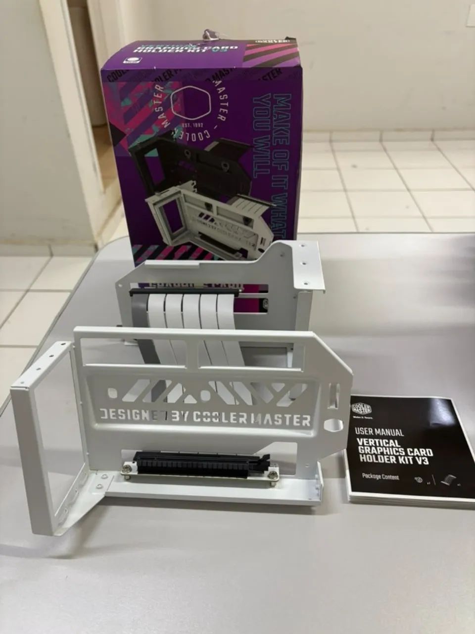Suporte Vertical GPU Premium Cooler Master Kit V3 Branco PCIe 4.0 Completo Caixa - Foto 4