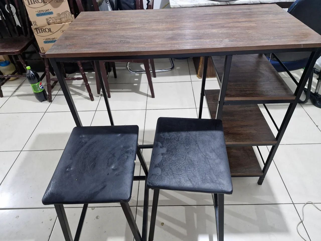 Mesa de canto gourmet ( Altura 1m10, largura do tampo, 1m10) - Foto 3