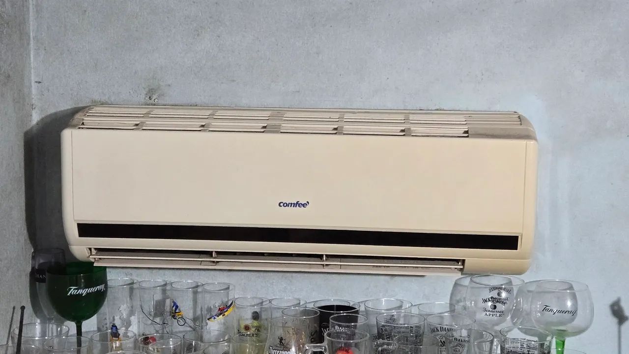 Ar-condicionado Split Comfee 12.000 BTUs ? 220V - Foto 2