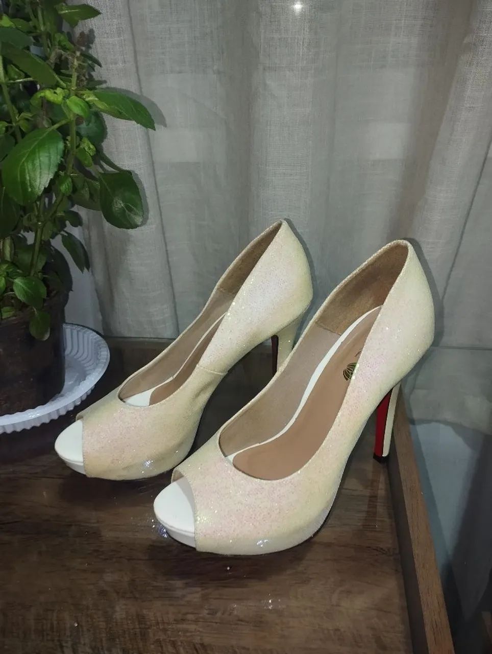 Scarpin com glitter número 37 - Foto 4