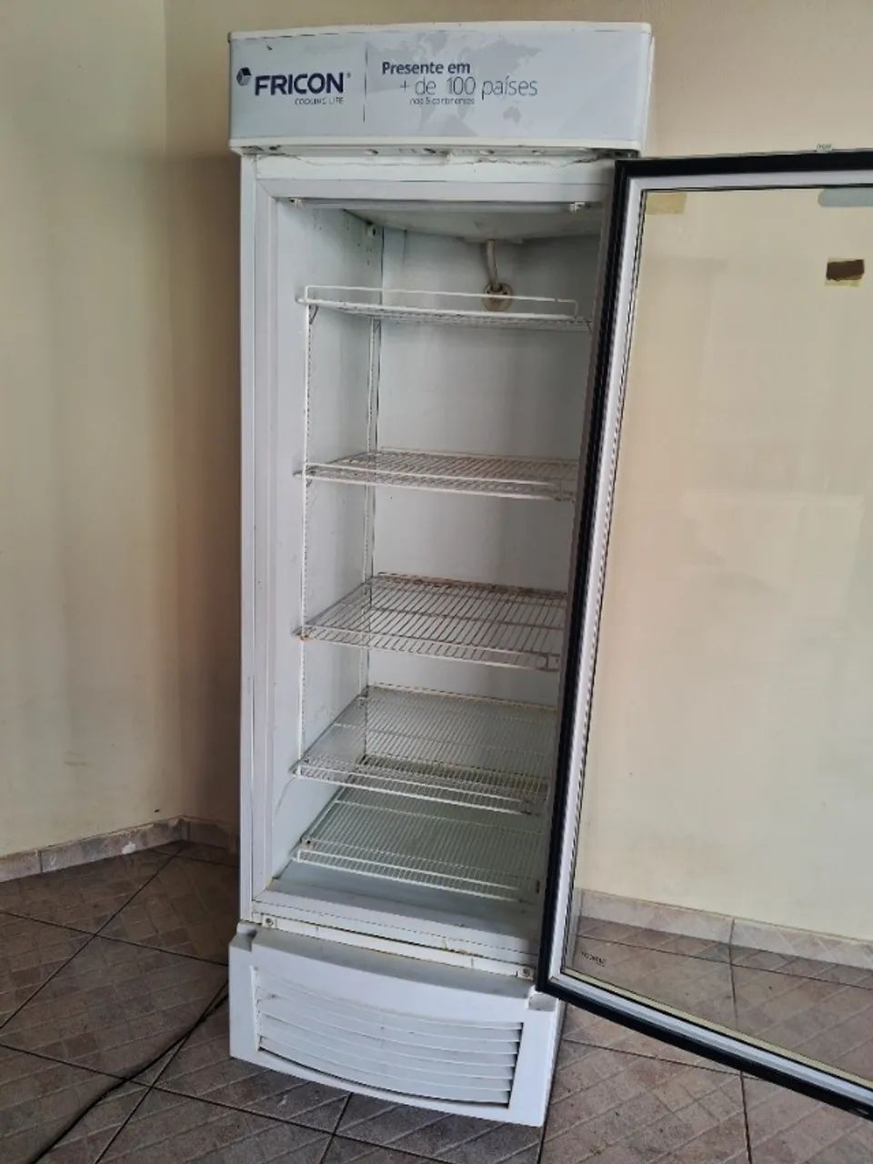 EXPOSITORA FRICON 565L - SEMINOVA BRANCA - Geladeiras e Freezers