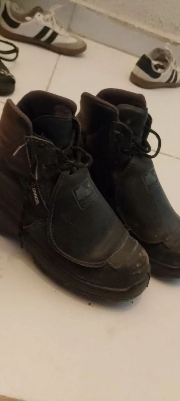 Bota bico de ferro - Foto 3