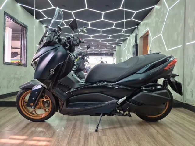YAMAHA XMAX 250 - Foto 4
