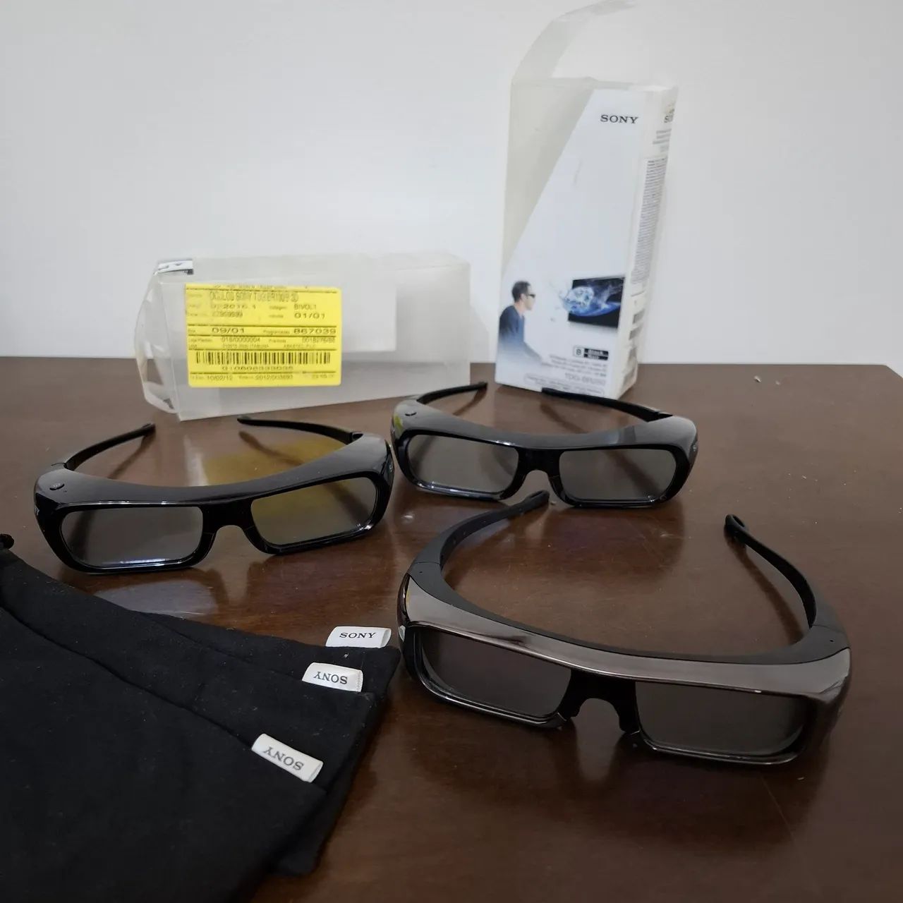 Kit Óculos 3D Sony - 3 unidades (2 BR250 + 1 BR100)