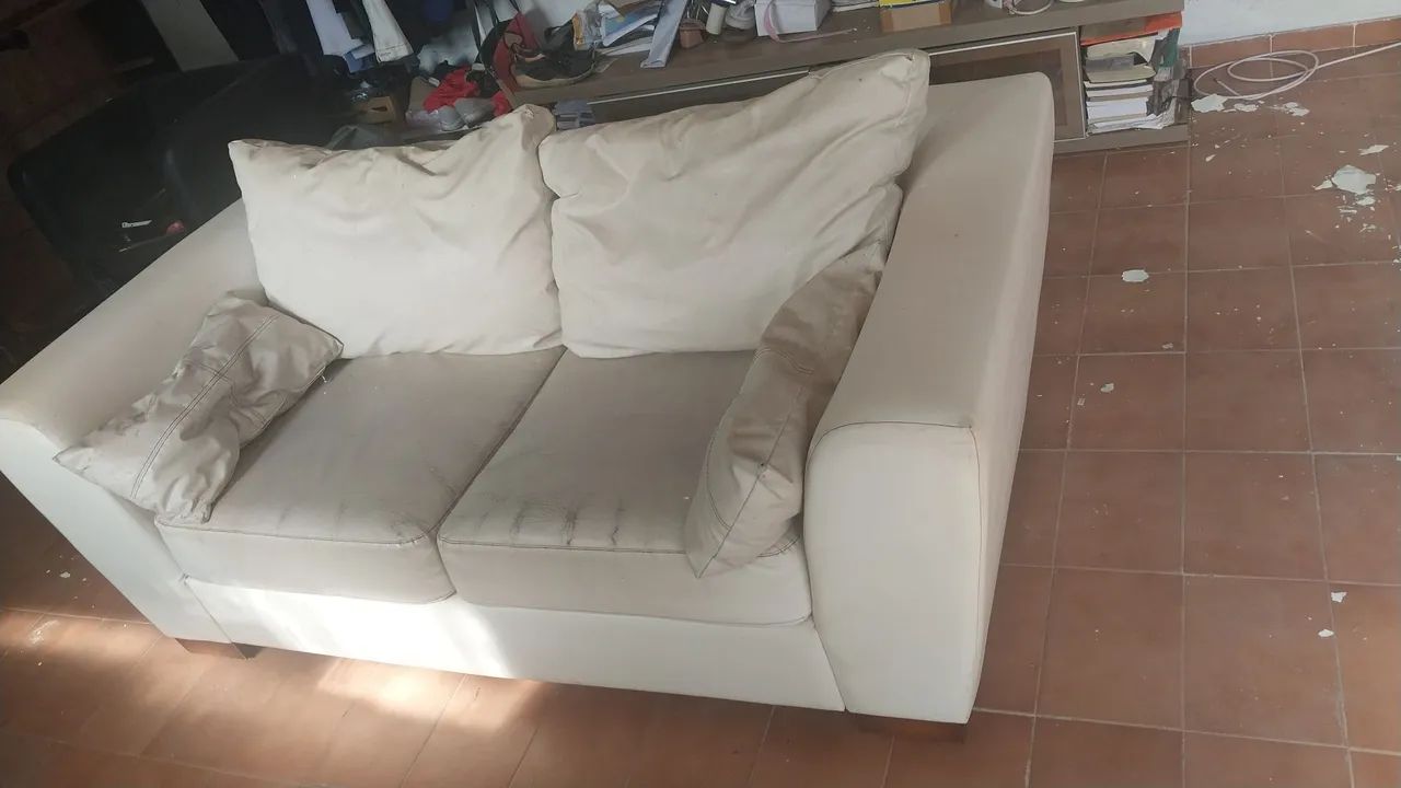 Sofá em couro - Foto 2