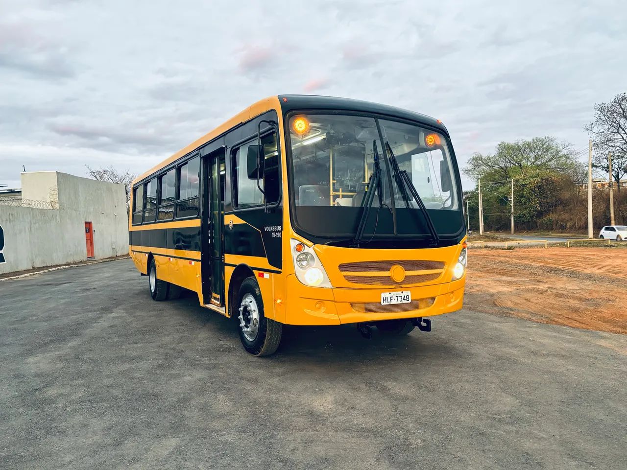 Ônibus escolar  - Foto 5