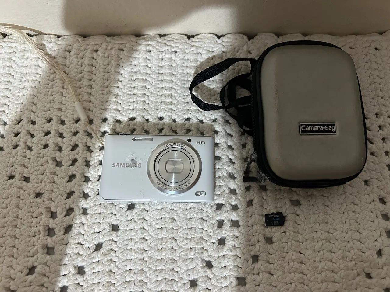 Câmera Samsung ST150F 16 Megapixels 