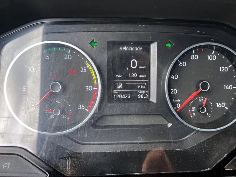 VW 11-180 DELIVERY PRIME PLATAFORMA GUINCHO 6 METROS  - Foto 5
