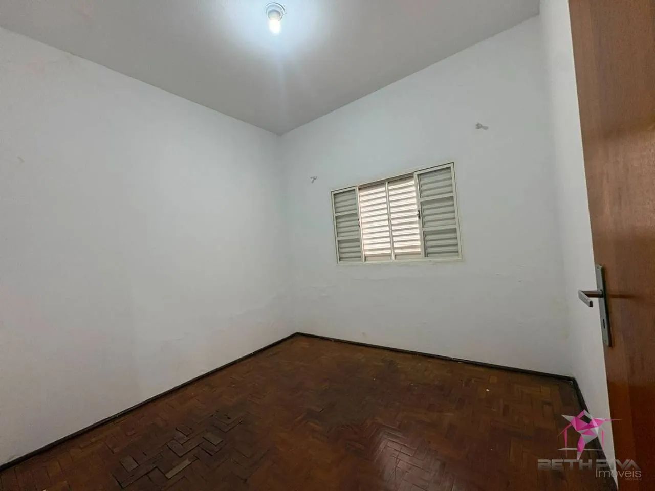 Casa no Centro de Leme/SP  3 Dormitórios | Ideal para Moradia ou Comércio - Foto 4