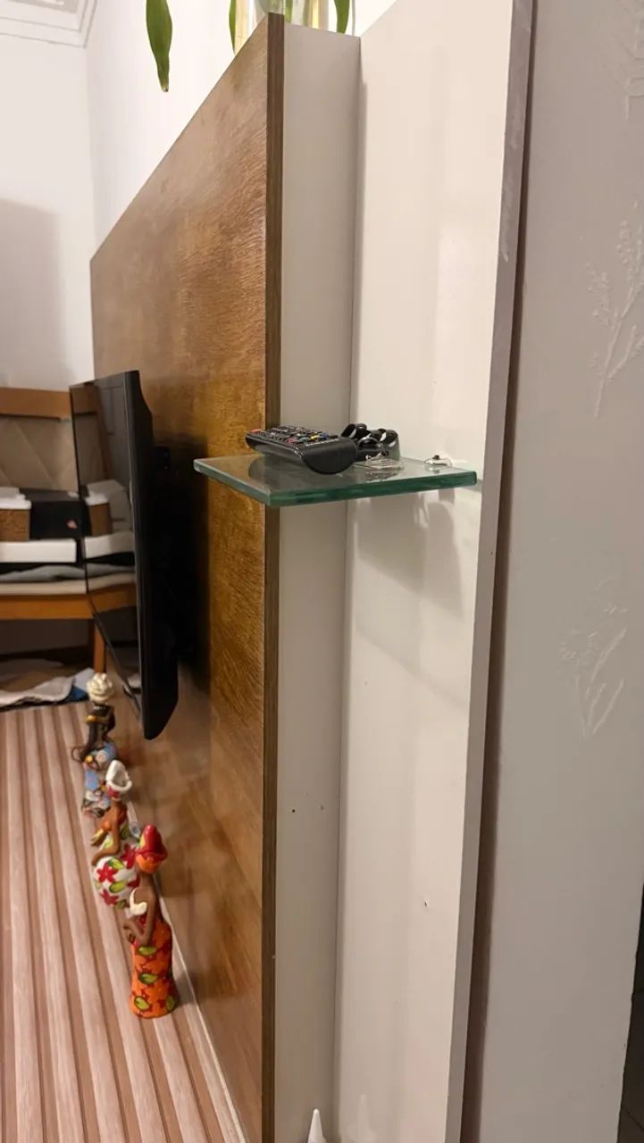 VENDO PAINEL PARA TV COM RACK - Foto 2