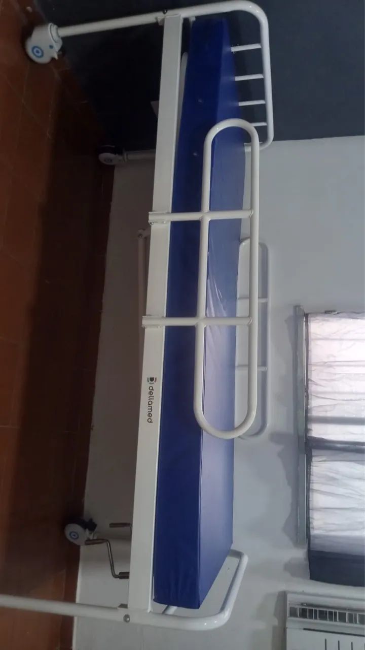 Cama hospitalar Dx2 + colchão 