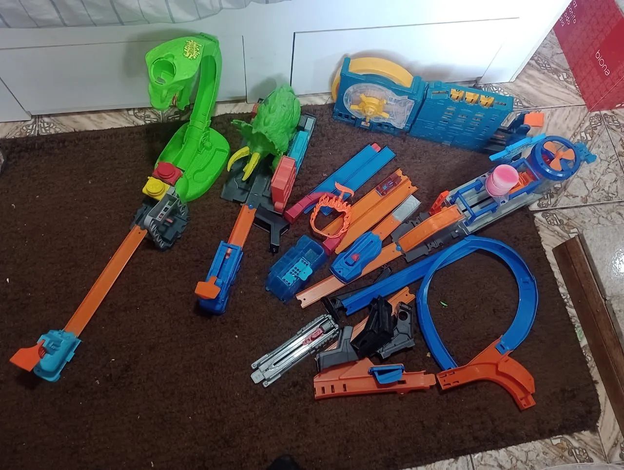 Varias Pistas hotwheels 