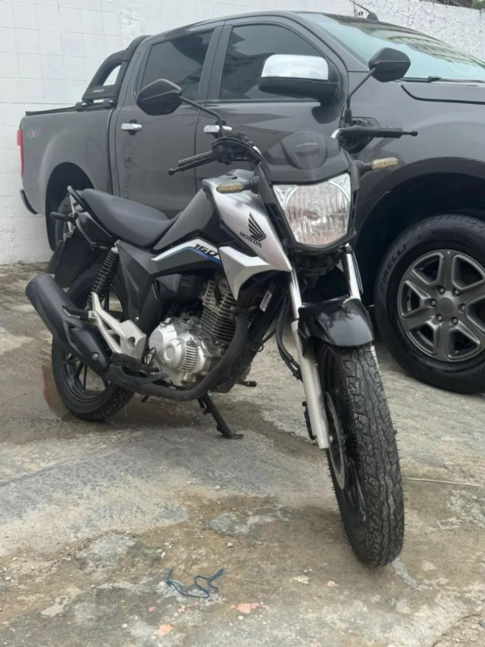 Titan 160 