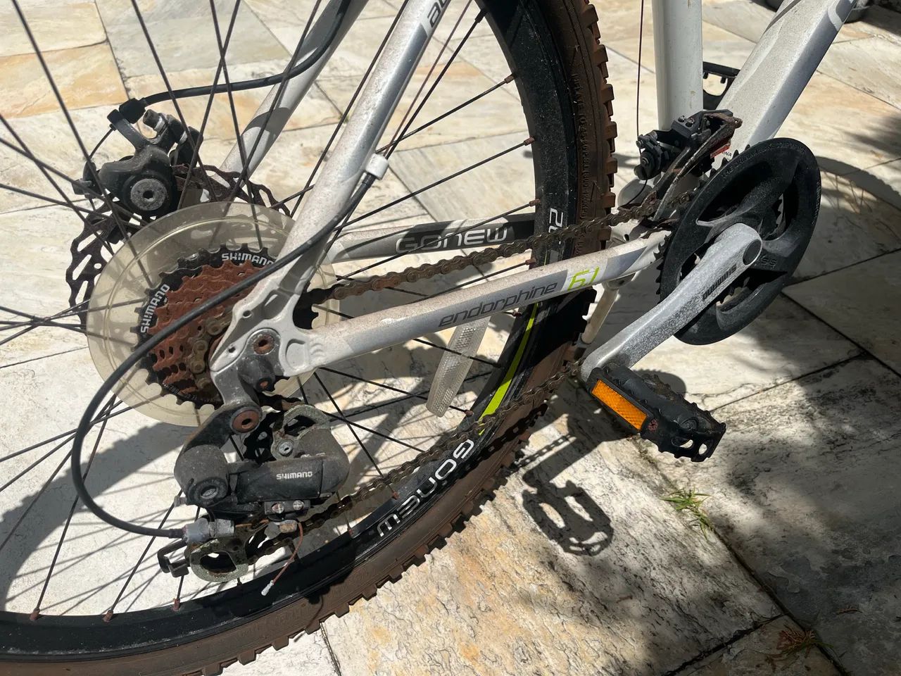 Bicicleta alumínio aro 26 quadro 19 - Foto 4