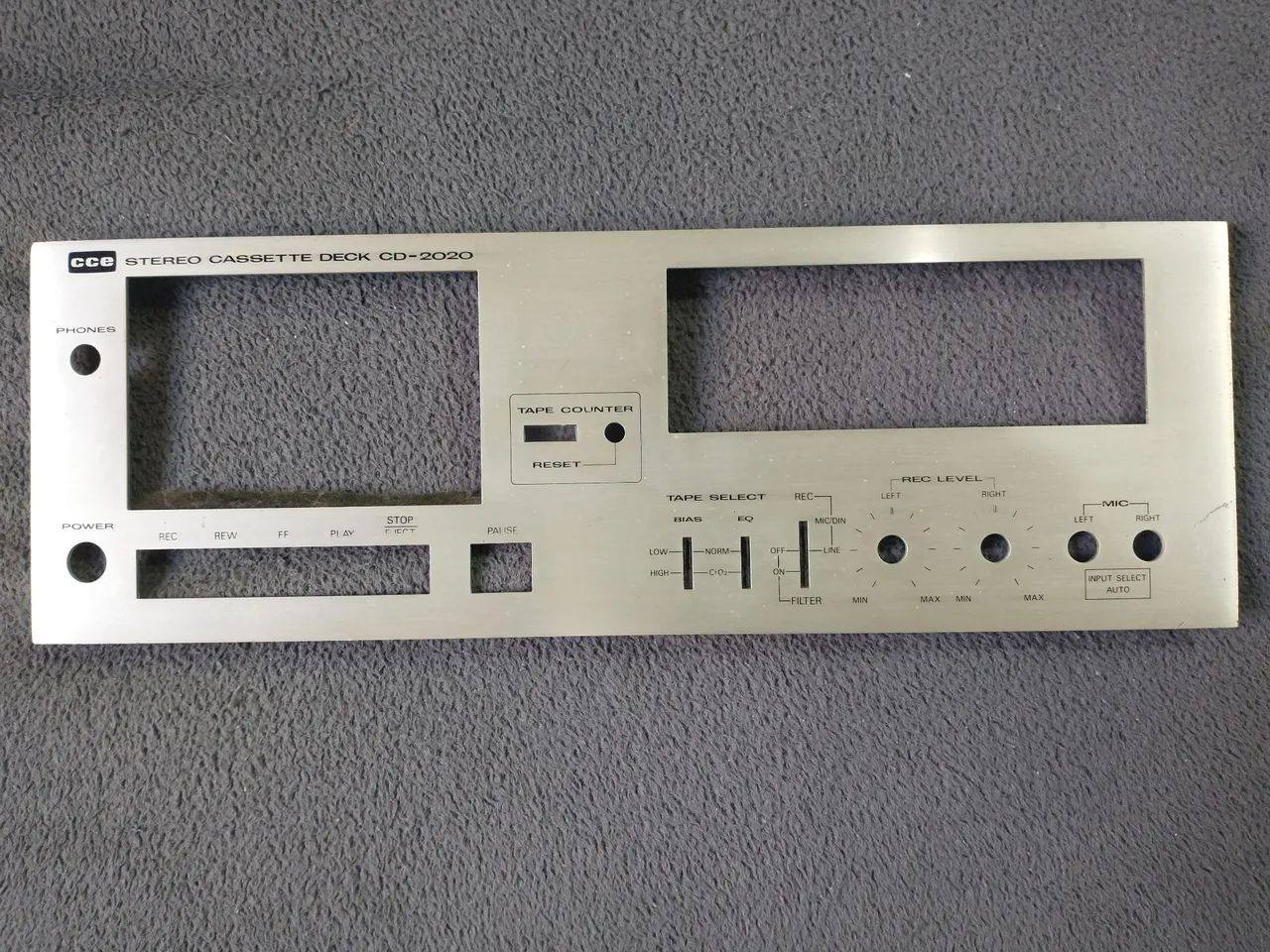 Painel Frontal do Tape Deck CCE 2020