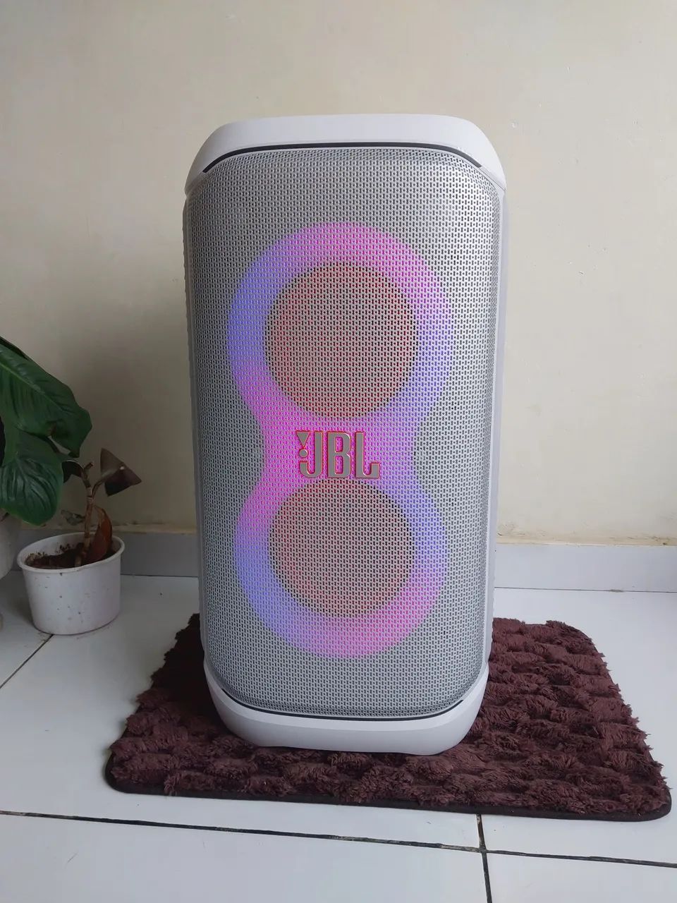 JBL 320 BRANCA