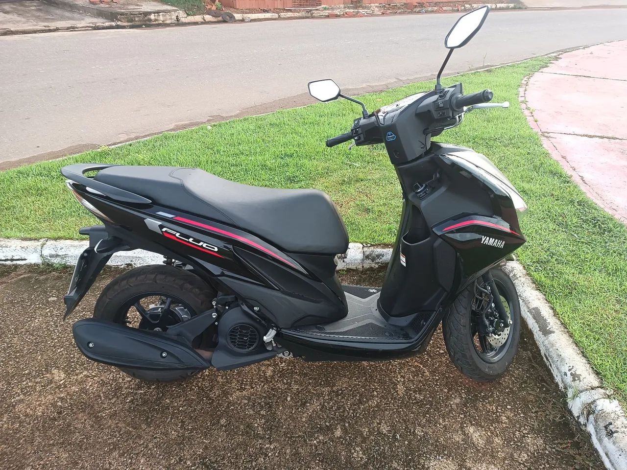 FLUO 125  - Foto 2