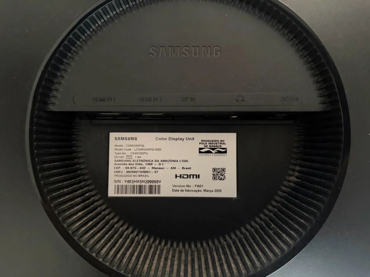 Monitor Samsung curvo full HD, 144hz - Foto 3