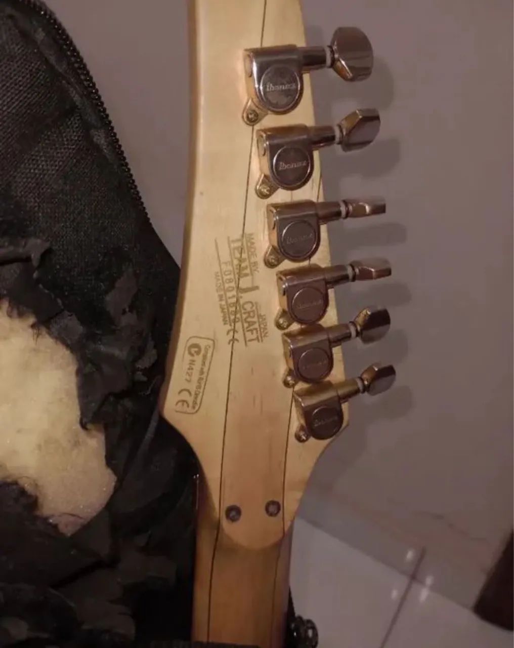 Guitarra Ibanez  - Foto 3